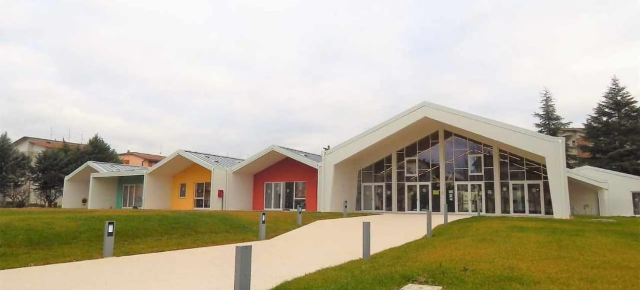 Scuola “Marcella Monini”, 90mila euro per una nuova aula outdoor con impianto fotovoltaico