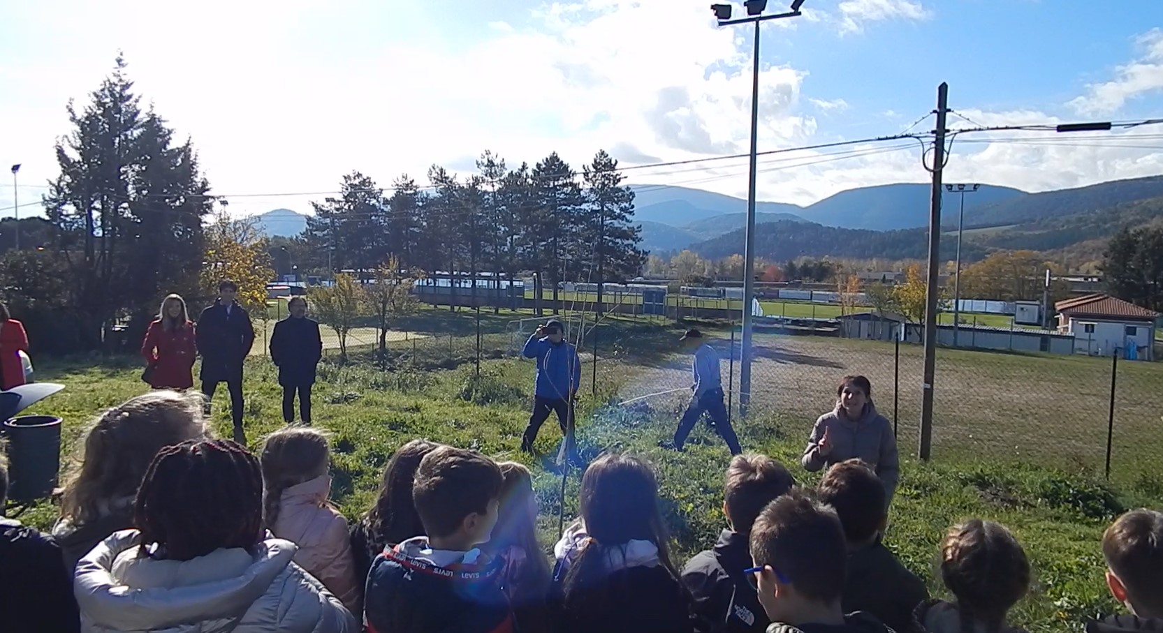 Domani alla scuola media Mavarelli-Pascoli la "Festa dell'albero"